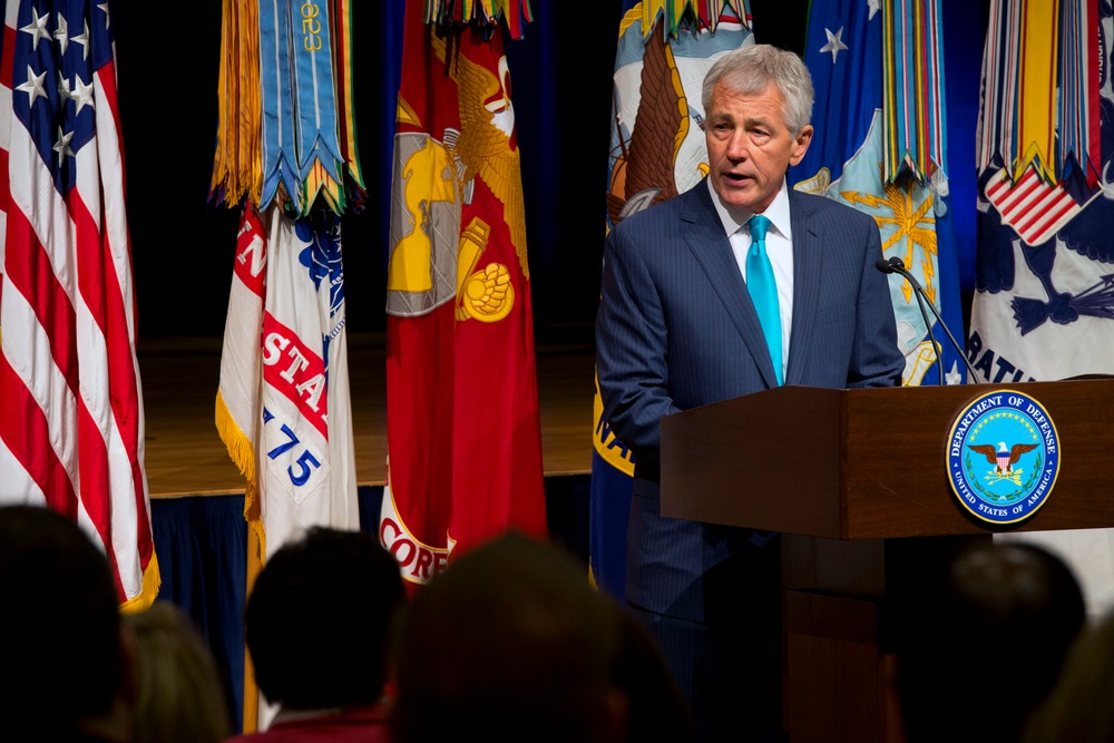 Hagel Celebrates LGBTQ Pride at Pentagon Event
