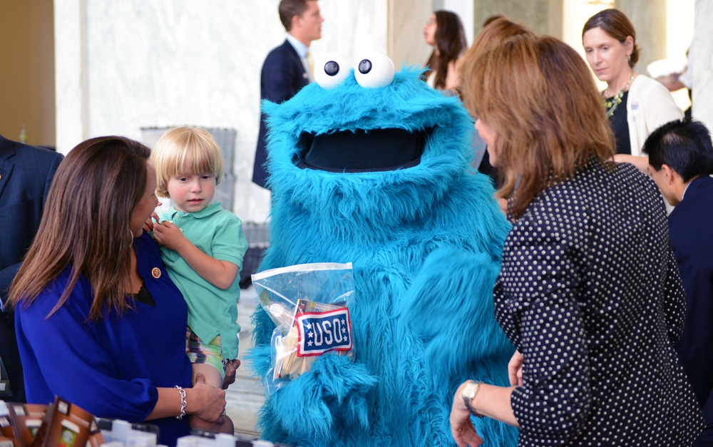 Congresswoman Martha Roby Greets Cookie Monster at USO Care Package Event