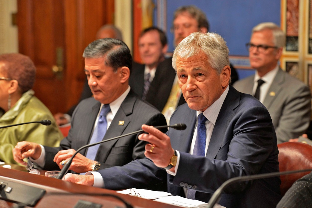 Hagel and Shinseki Discuss VA Claims Backlog with Senate Committee