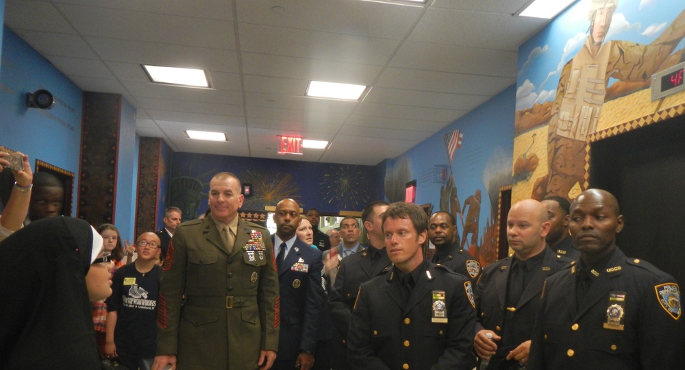 Art Students, Military, and First Responders Unveil Mural Honoring 9/11 Veterans and Victims