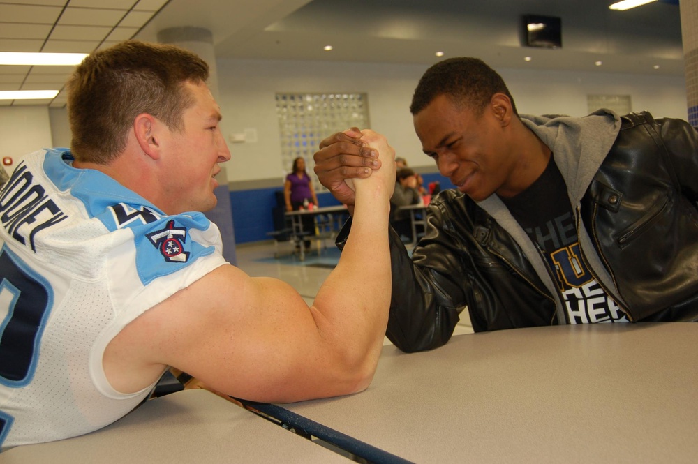 Army Reserve Officer Arm-Wrestles High School Football Player