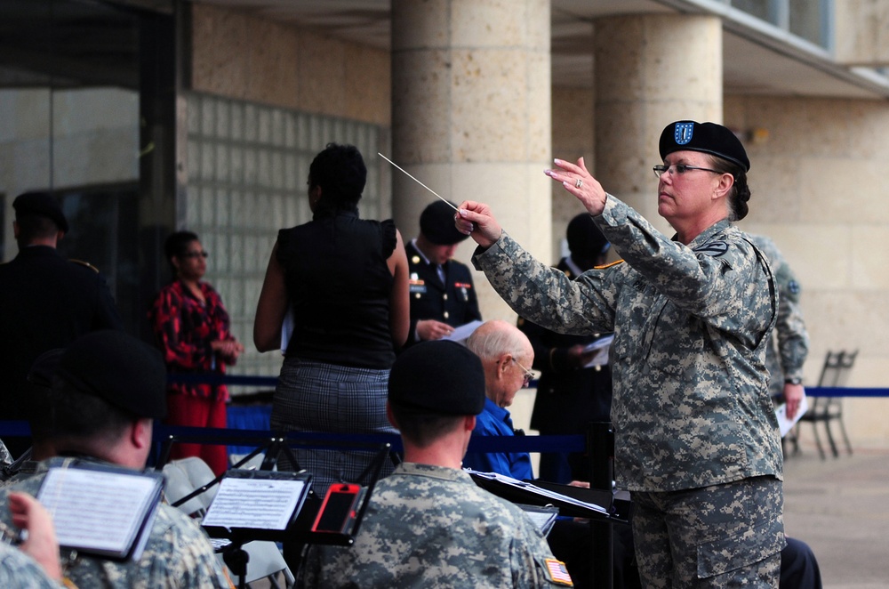 Army's Longest-Serving Woman Leads 1st Cavalry Division Band at Retiree Celebration