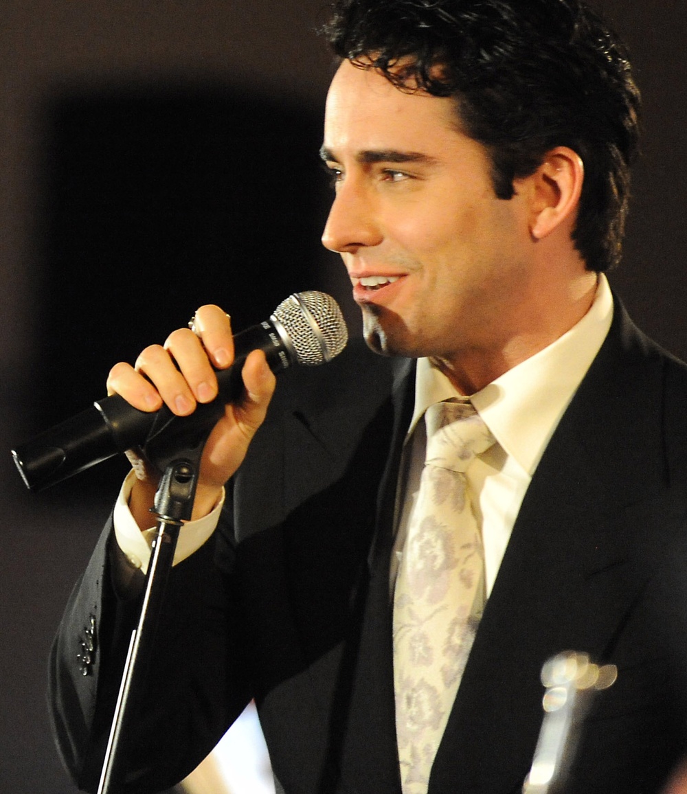 Tony Award Winner John Lloyd Young Serenades Military Supporters at USO Gala