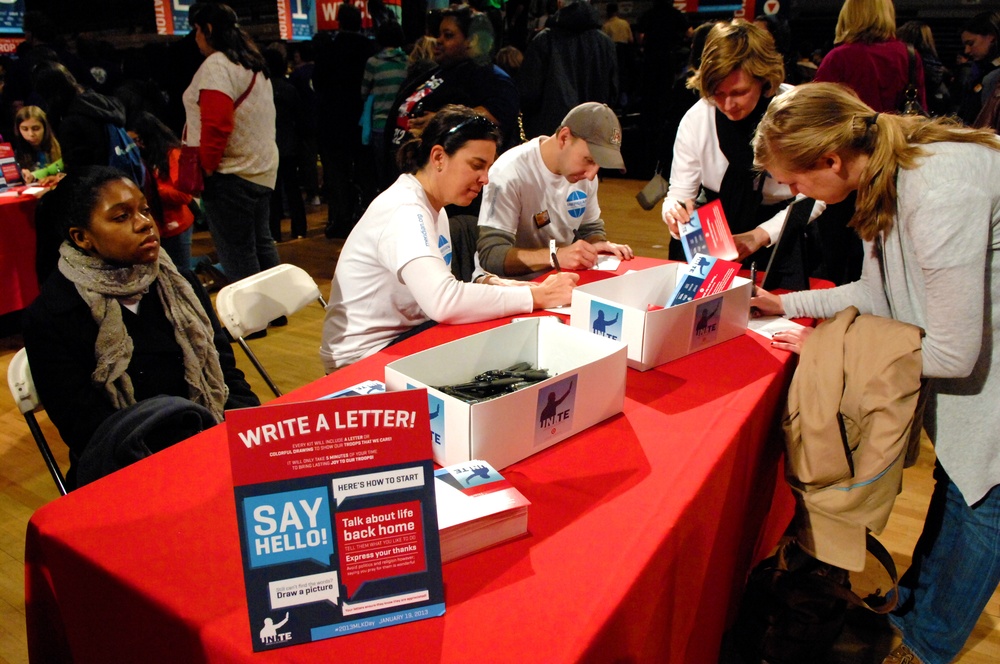Volunteers Connect with Deployed Troops Through Letter-Writing Campaign