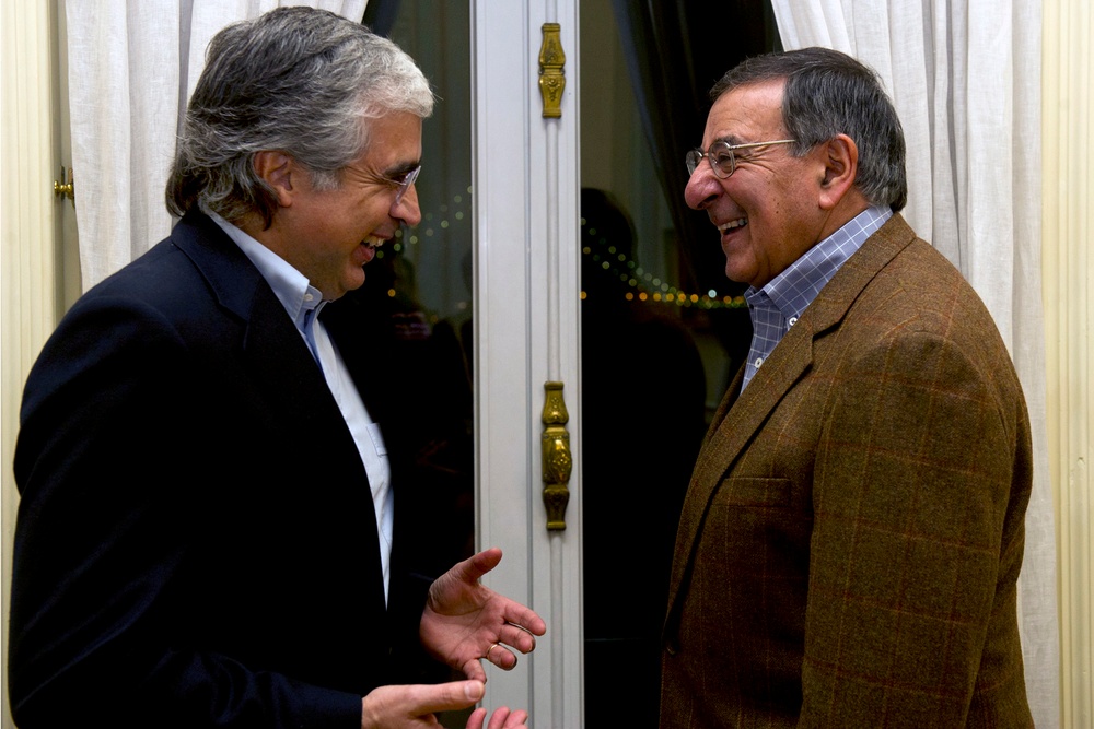 Panetta and Portuguese Defense Minister Discuss Security Cooperation in Lisbon