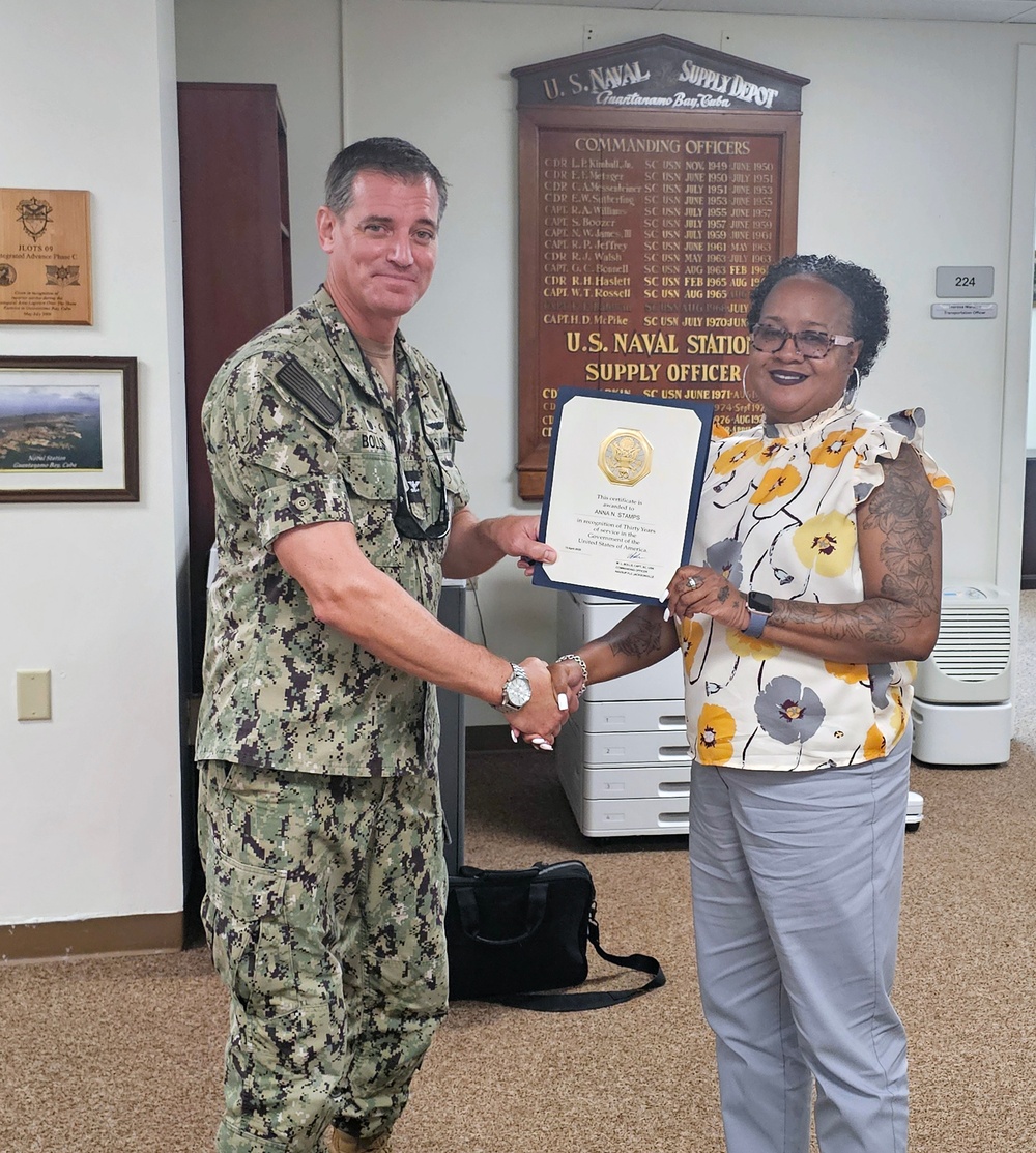 Anna Stamps receives 30 year length of service award