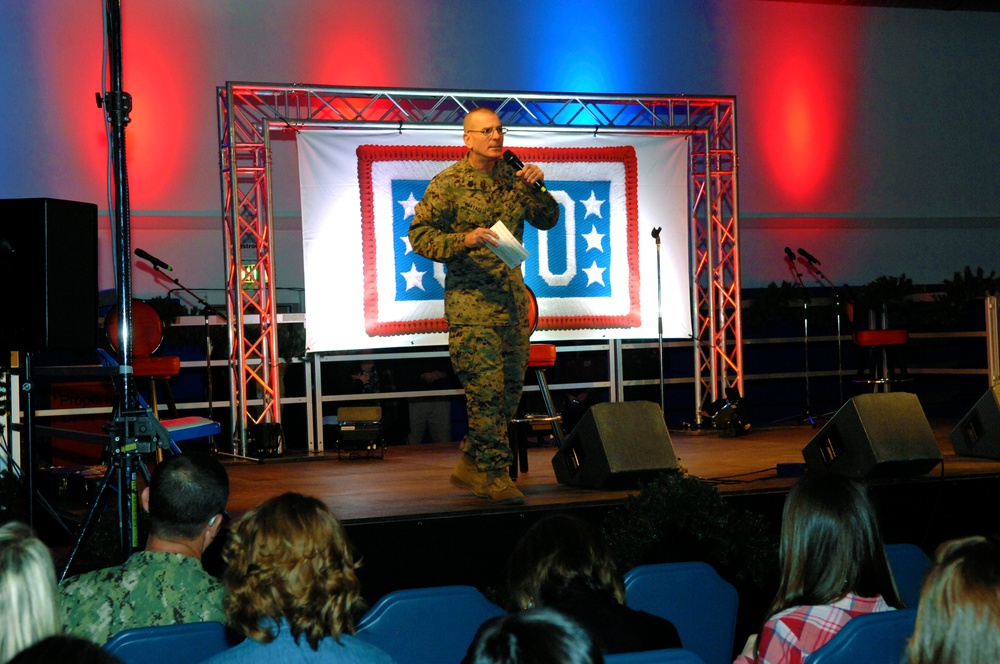Senior Enlisted Advisor Hosts USO Holiday Tour in Germany