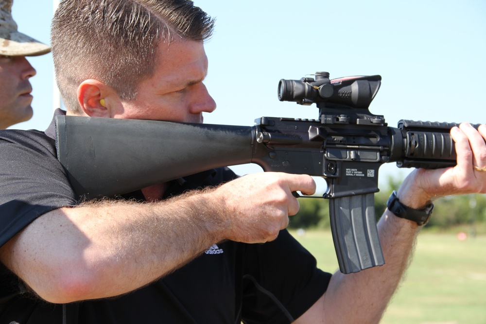 Primary Care Doctor Trains with M-16 at Parris Island