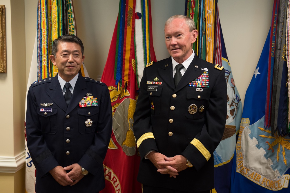 U.S. and Japanese Military Leaders Meet at the Pentagon