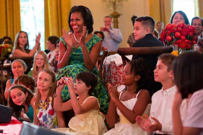 First Lady Celebrates Healthy Lunch Challenge Winners at White House Kids' State Dinner