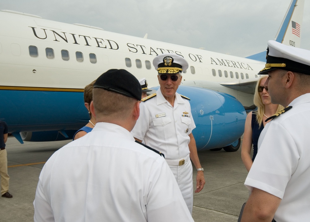 U.S. Pacific Commander Visits Philippines for Military Talks