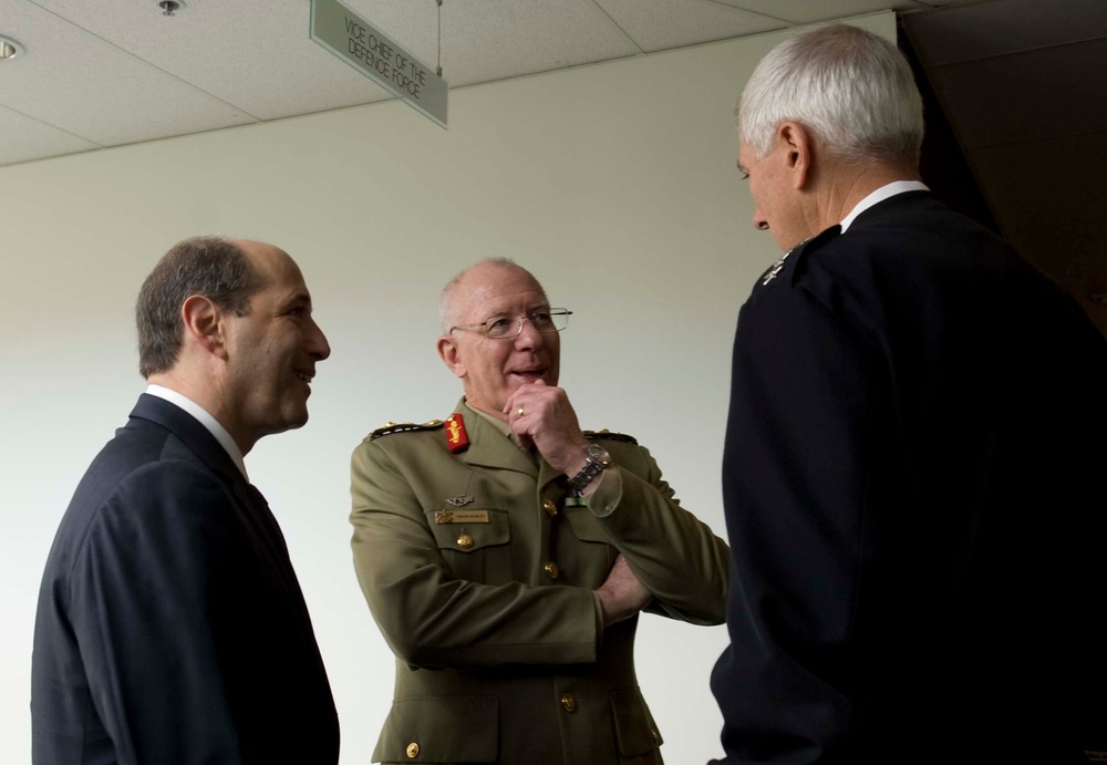 Australian, U.S. Military Leaders Meet in Canberra