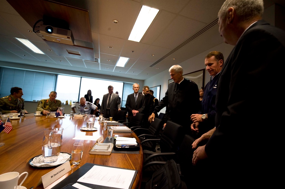 U.S. and Australian Military Leaders Meet in Canberra