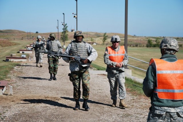 North Dakota Hosts Ghanaian Army Officers for Engineer Instructor Exchange