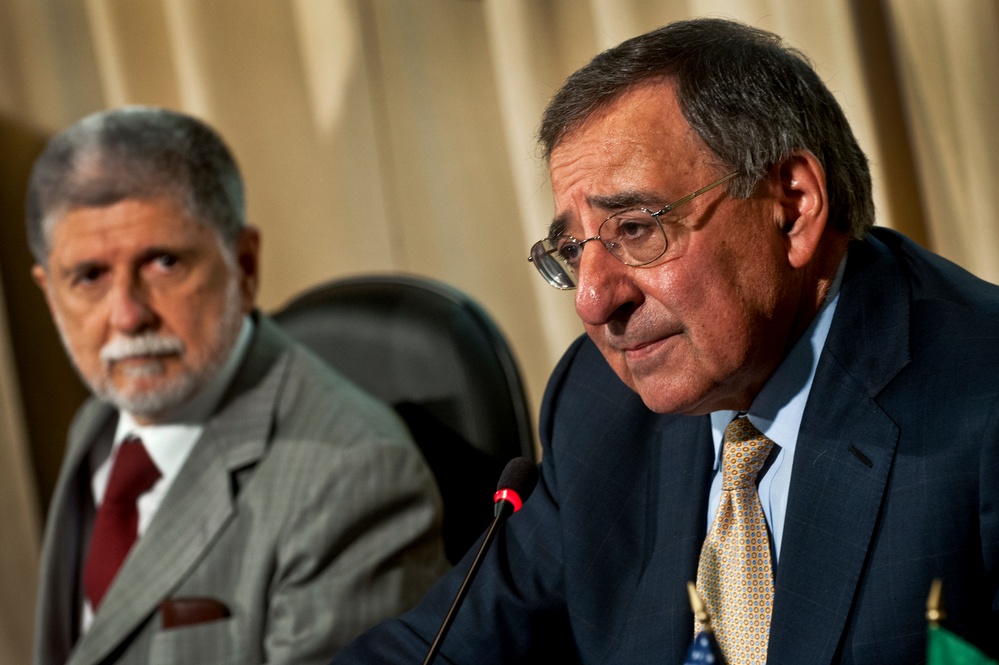 Panetta, Brazilian Defense Minister Hold Joint Press Conference in Brasilia