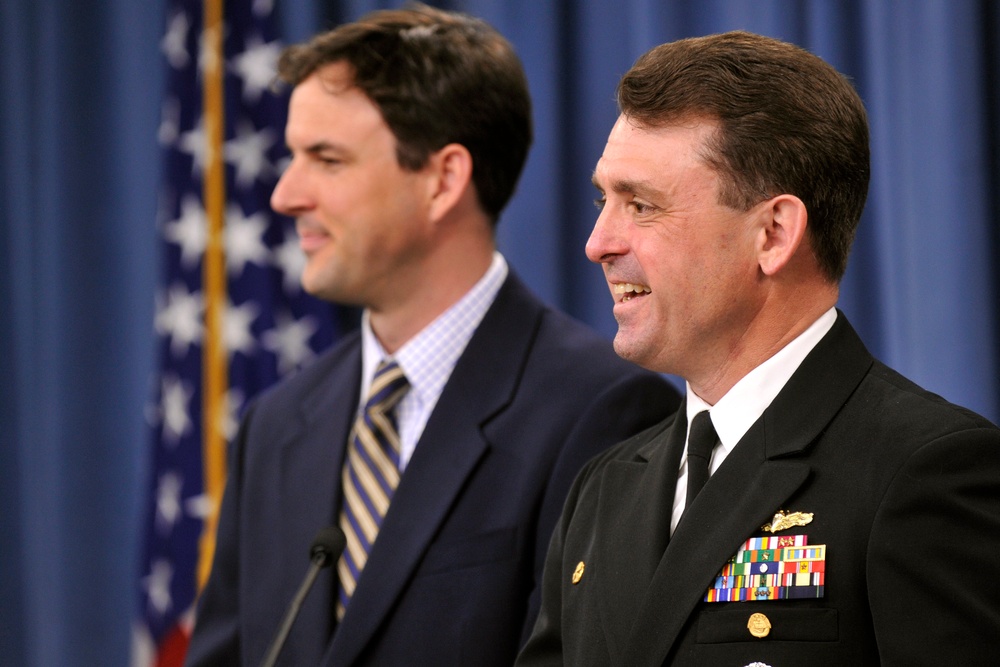 Navy Captains Brief Reporters on Upcoming Pacific Partnership 2012 Mission
