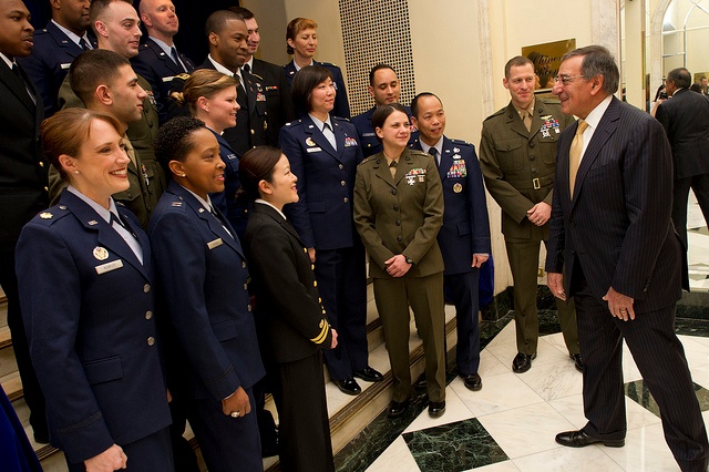 Panetta Mentors Future Public Servants at Senate Youth Program