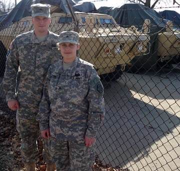 Illinois National Guard Couple's Deployment Plans Delayed by Health Screening