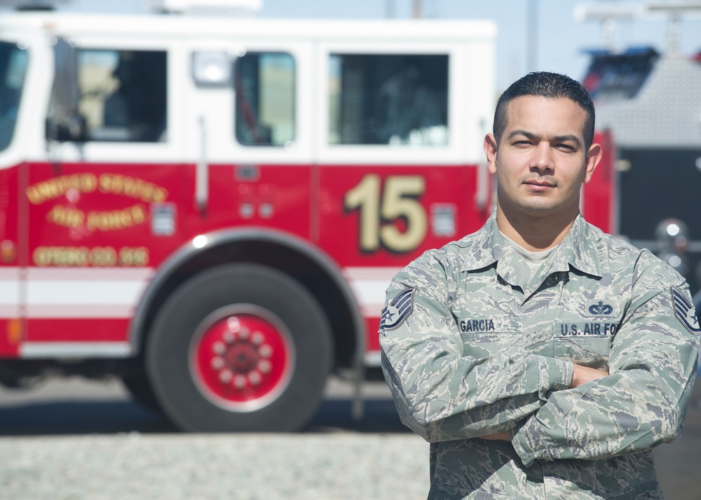 Air Force Airman Saves Police Officer's Life