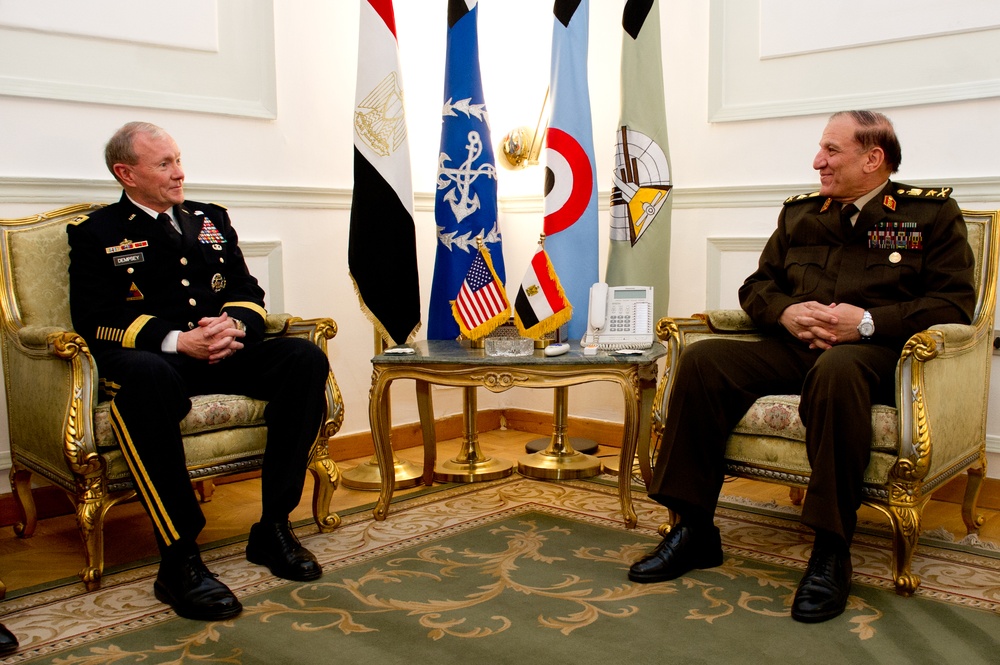 Egyptian, U.S. Military Leaders Meet in Cairo
