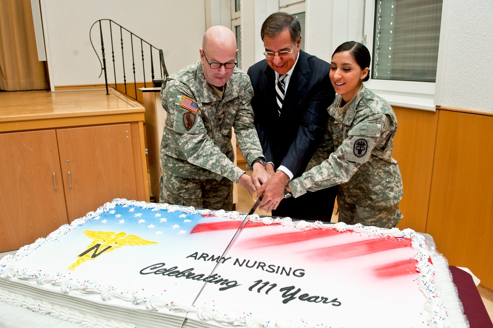 U.S. Army, Defense Secretary Celebrate 111th Birthday of Army Nurses Corps