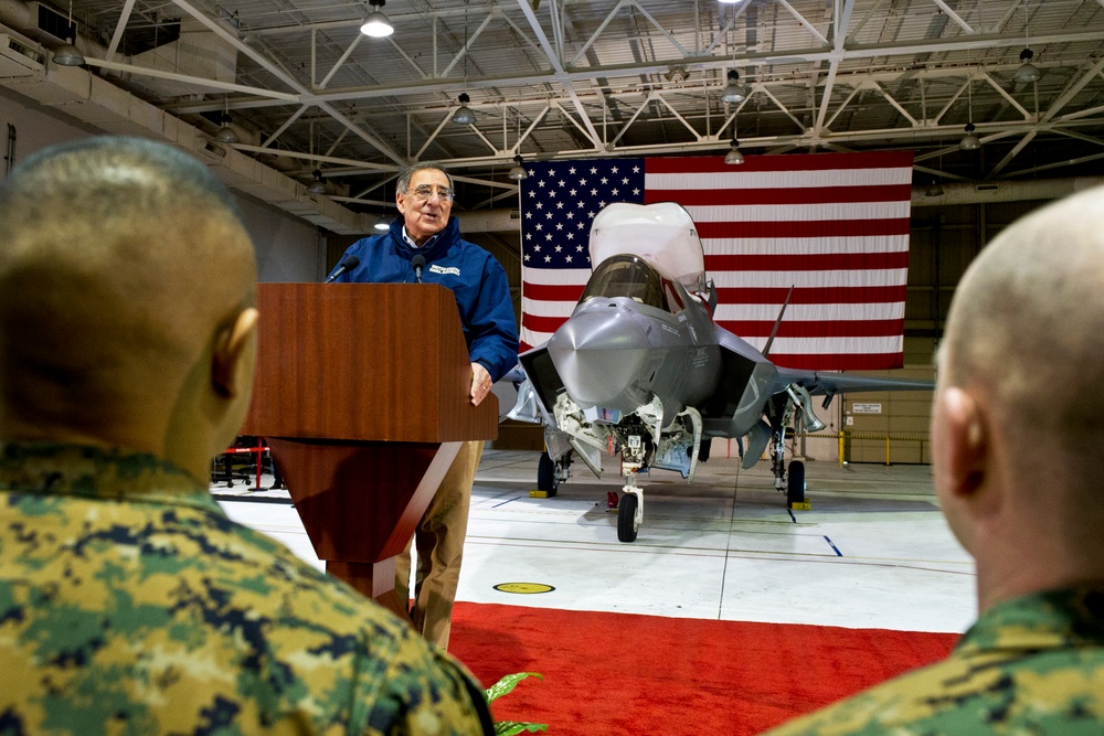 Panetta Visits F-35 Joint Strike Fighter Facilities at Patuxent River Naval Air Station