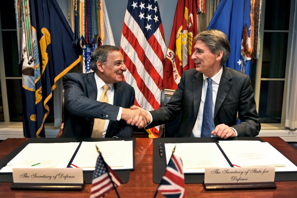 U.S. and U.K. Defense Chiefs Sign Pact on Carrier Operations