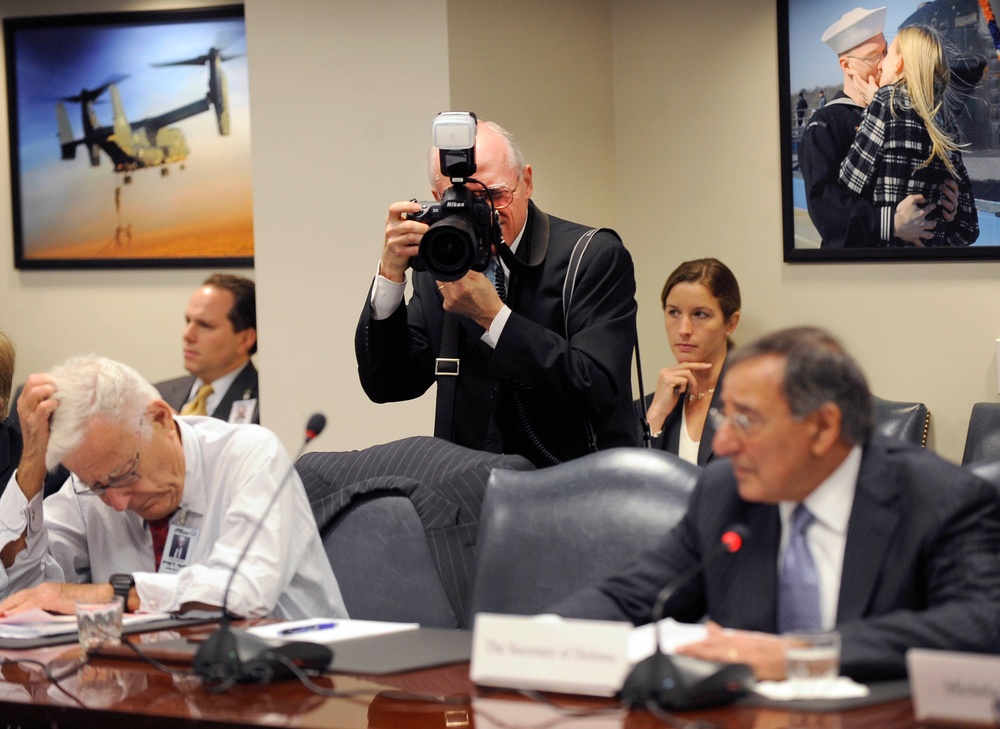 Panetta Meets with Defense Policy Board at Pentagon