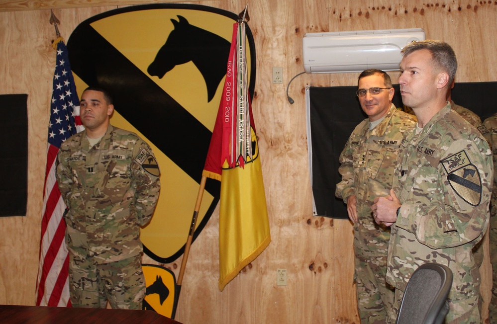 Army Captain Awarded Soldier's Medal for Heroic Actions