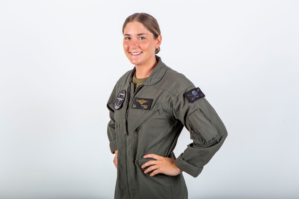 MCAS Miramar Marines pose for Content