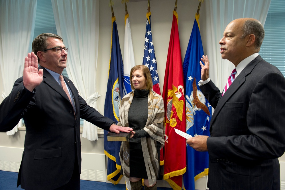 Jeh Johnson Swears in Ashton Carter as Deputy Defense Secretary