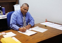 Army Veteran Transitions to VA Human Resources Role