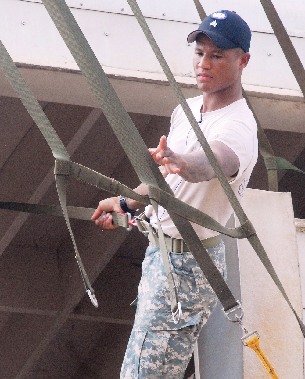 Army Sgt. Trains on Harness Strap at Fort Benning