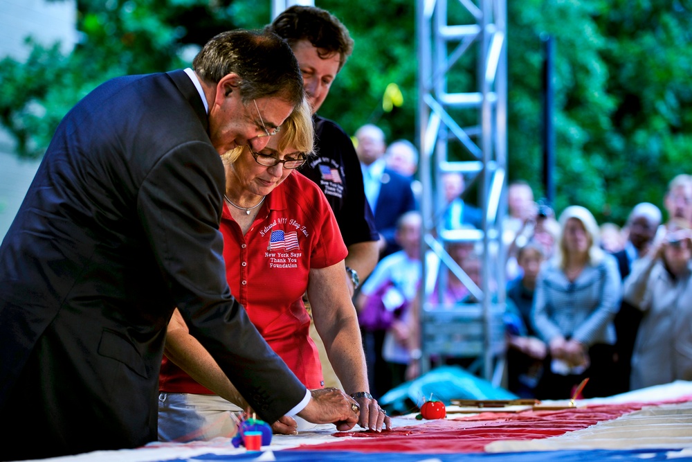 Panetta, Pentagon Employees Stitch 9/11 Flag at Solemn Ceremony