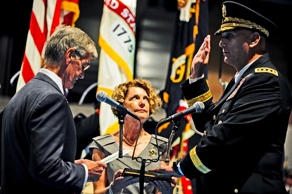 Army Chief of Staff Sworn In at Ceremony