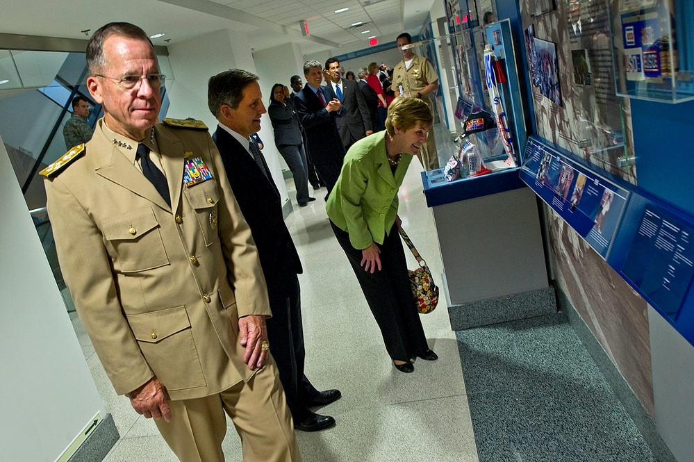 Mullen Tours USO Exhibit at Pentagon Dedication