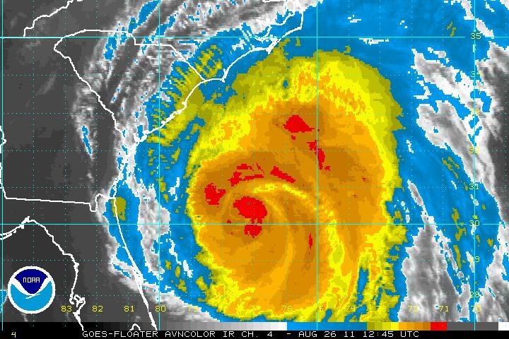 Hurricane Irene Batters East Coast as Category 1 Storm