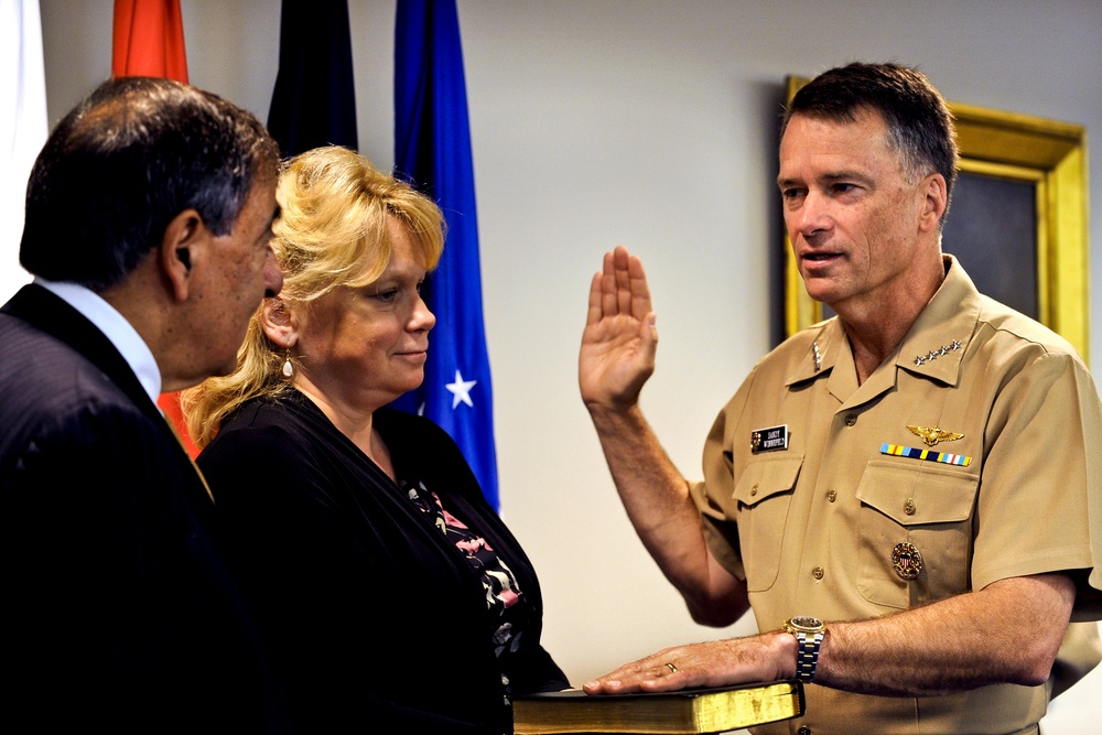 Panetta Swears In New Vice Chairman of Joint Chiefs of Staff