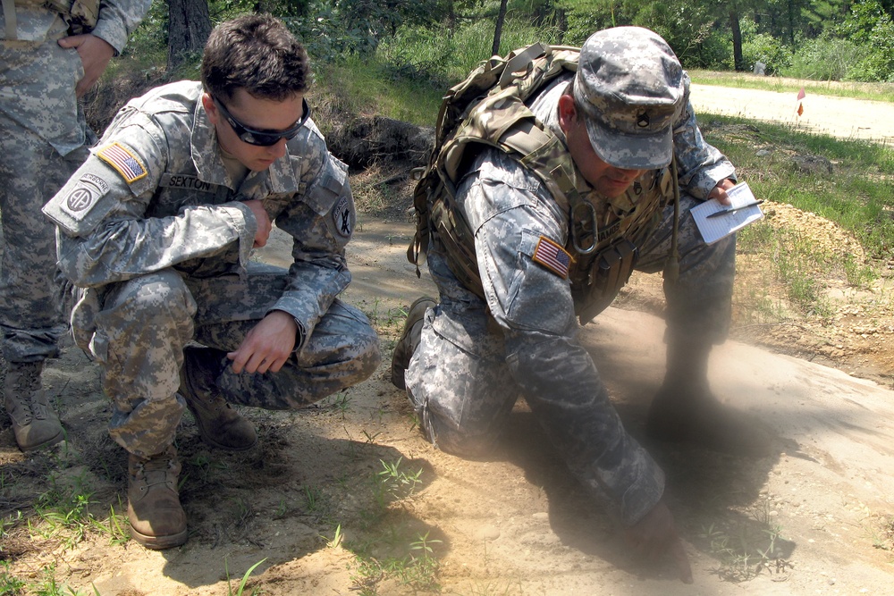 Army Reservists Prepare for Deployment at Joint Base Training