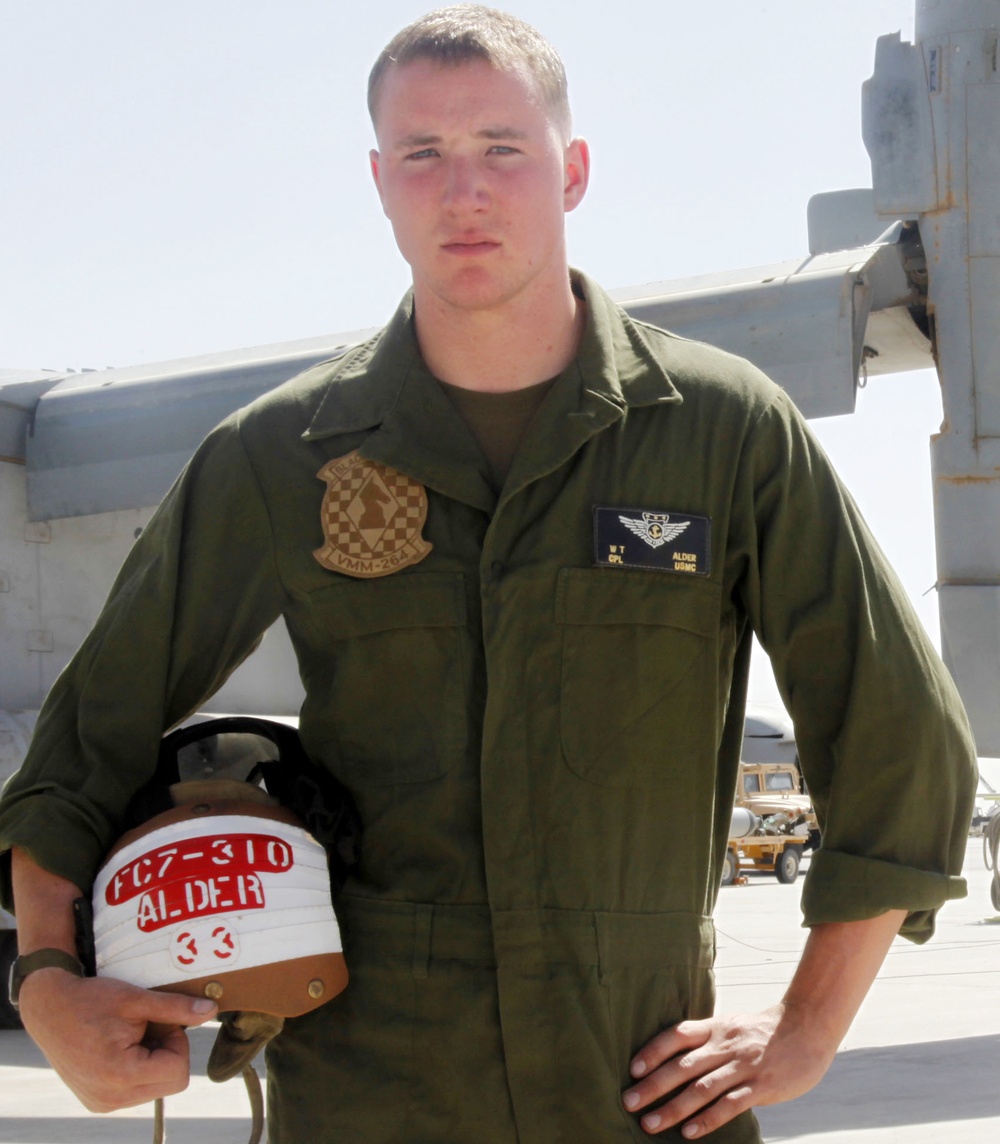 Marine Crew Chief Logs 250 Flight Hours Supporting Coalition Troops in Afghanistan