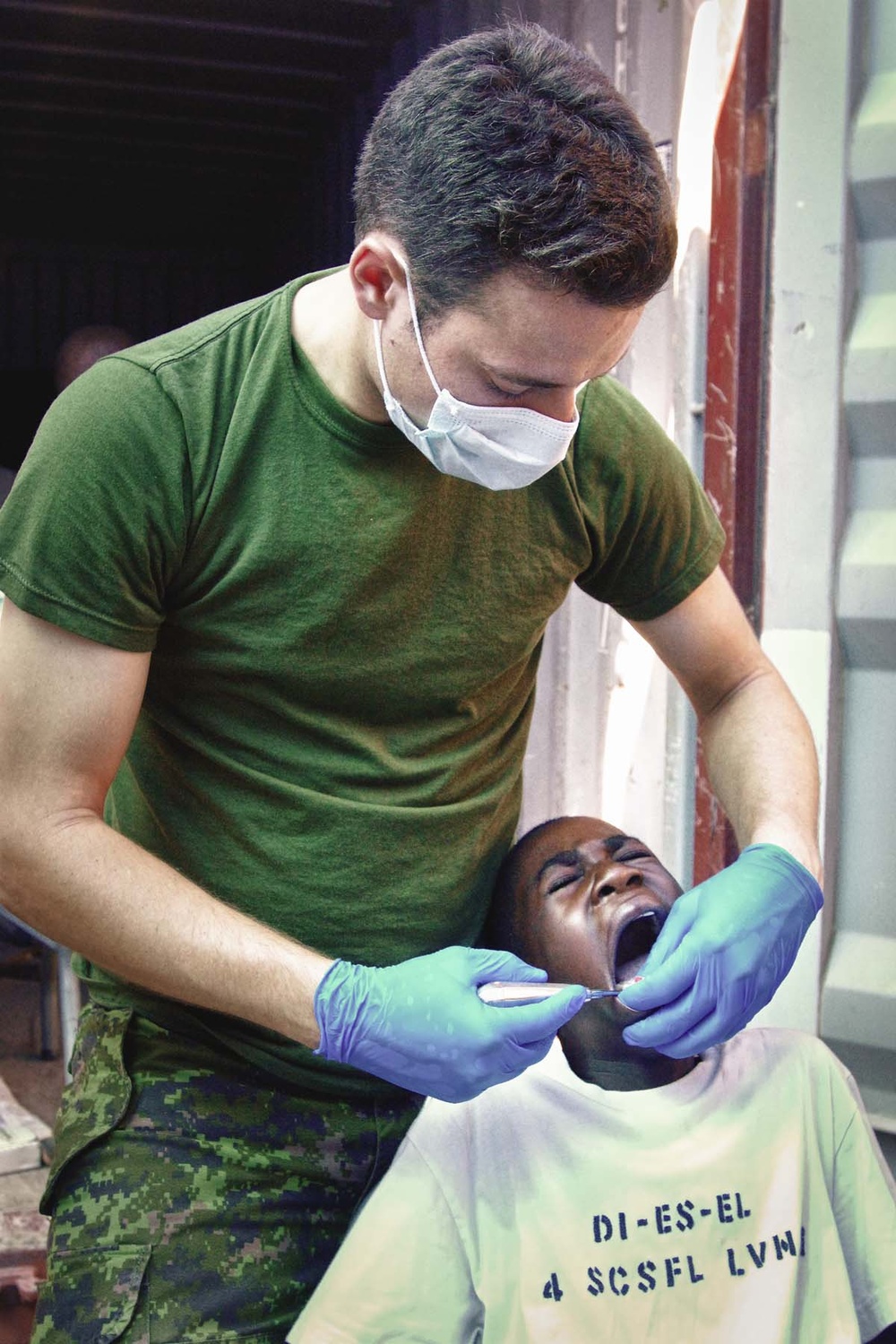 Canadian Forces Dentist Provides Care During Haiti Medical Exercise