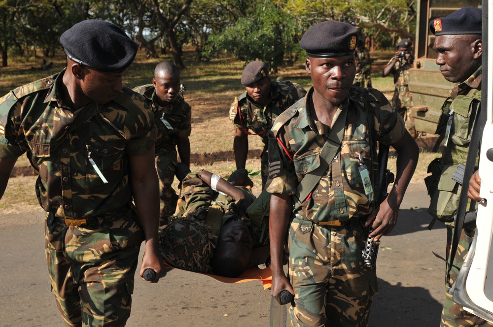 Malawi Defense Force Medics Hone Lifesaving Skills with U.S. Army Reservists