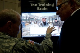 Army Chief Discusses Remote Training Capabilities at AUSA Expo