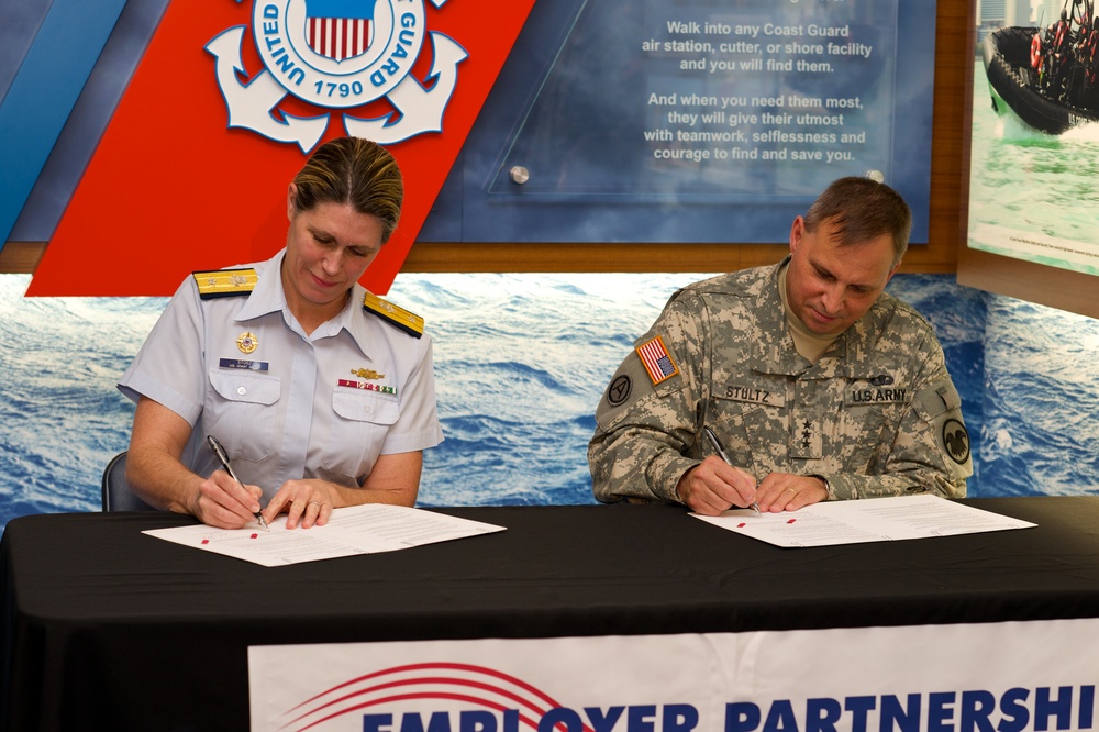 Coast Guard, Army Reserves Formalize Employer Partnership