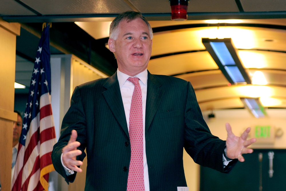 Deputy Defense Secretary Inaugurates New Countertrafficking Operations Center