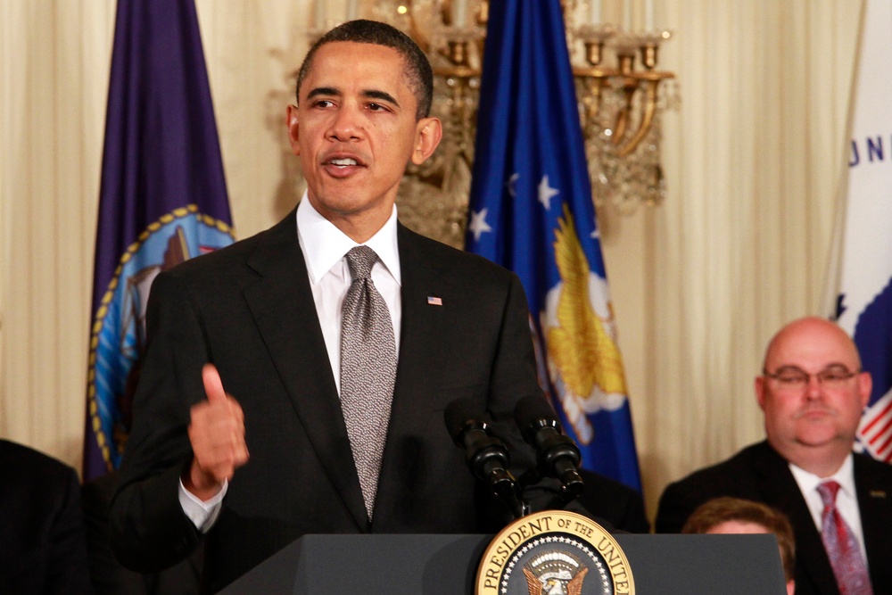 Obama, First Lady, and Biden's Wife Launch &quot;Joining Forces&quot; Initiative for Military Families