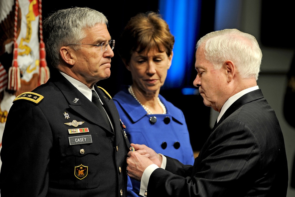 Army Chief of Staff Gen. George W. Casey Jr. Retires After Distinguished 40-Year Career