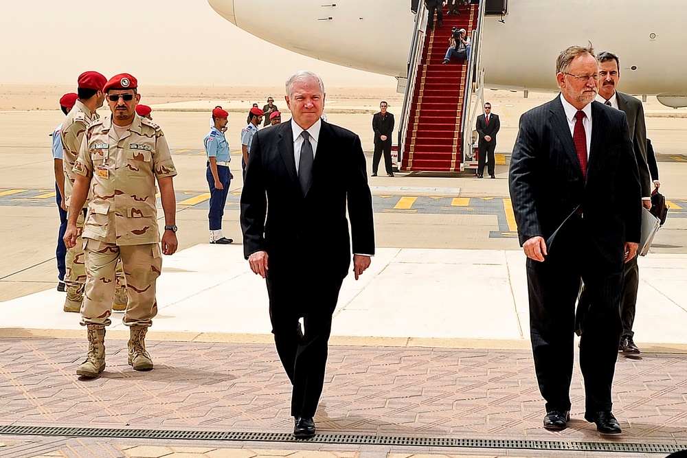 Defense Secretary Gates Visits Saudi Arabia