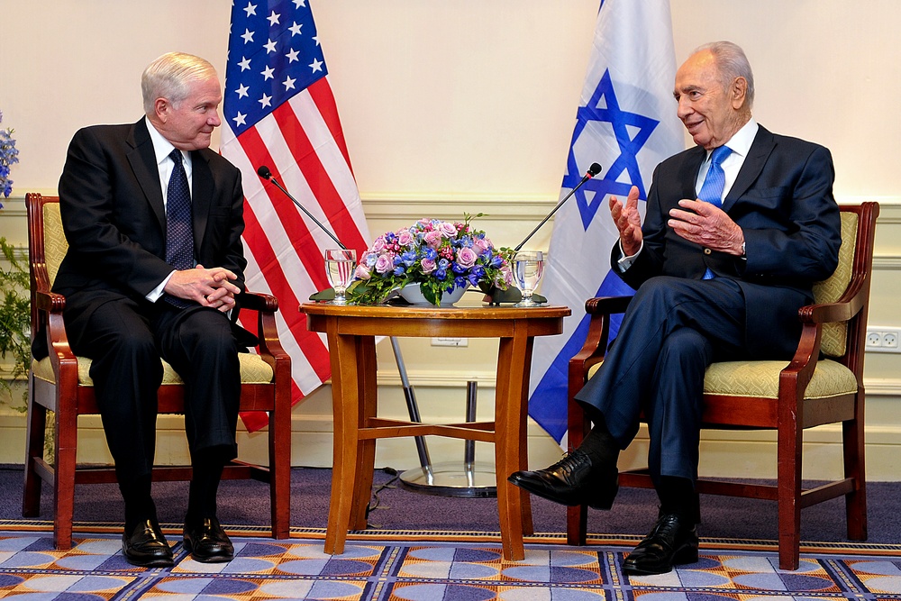 U.S. Defense Secretary Meets with Israeli President in Tel Aviv