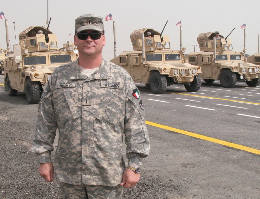 U.S. Military Advisor Participates in Kuwait's Liberation Anniversary Parade